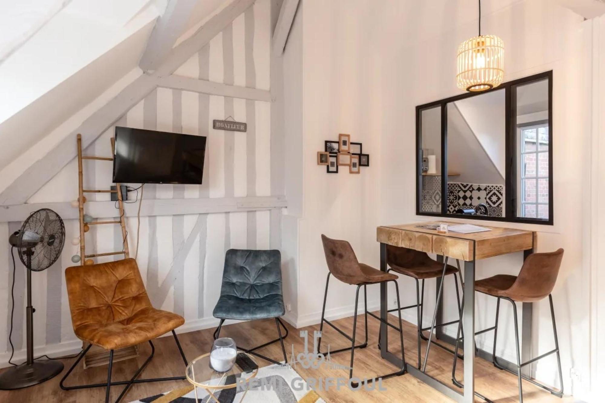 La Capucine Lovely Studio City Center Онфлер Екстер'єр фото