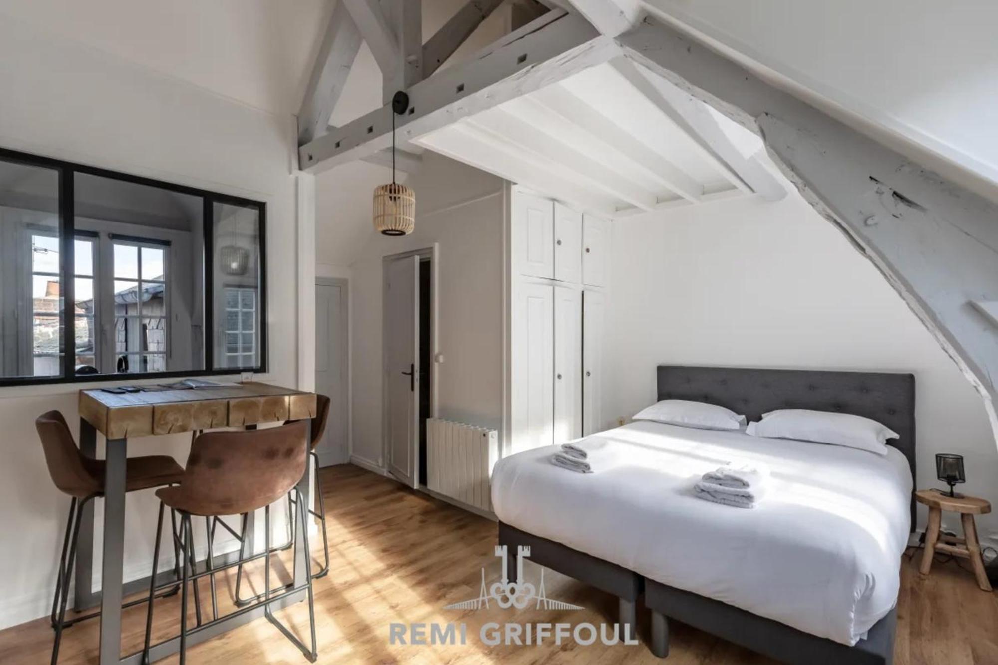 La Capucine Lovely Studio City Center Онфлер Екстер'єр фото